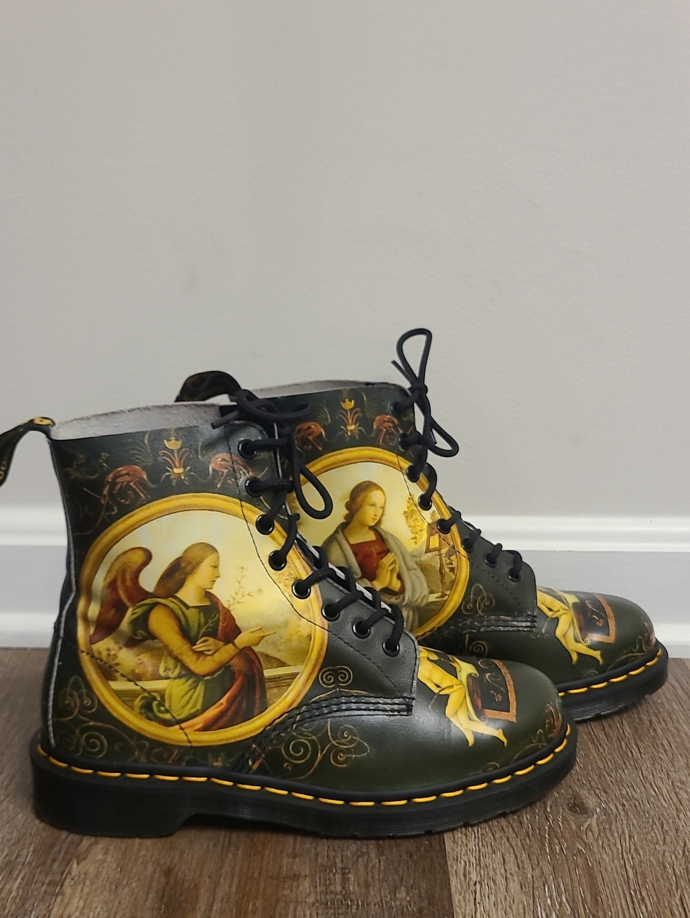 RARE Dr Martens Pascal Di Paolo Museum Collection - Picture 6 of 8